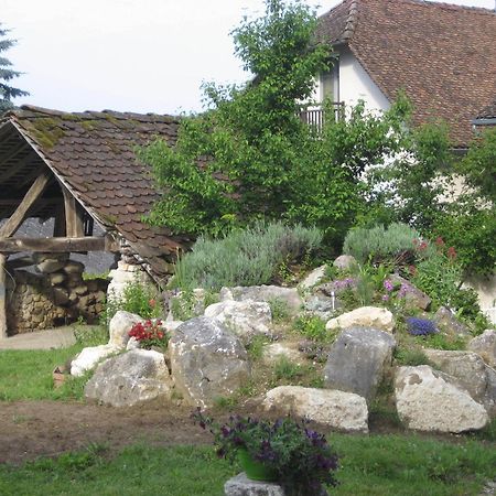Hotel La Maison Sur Les Nuages Saint-Christophe  Exterior foto