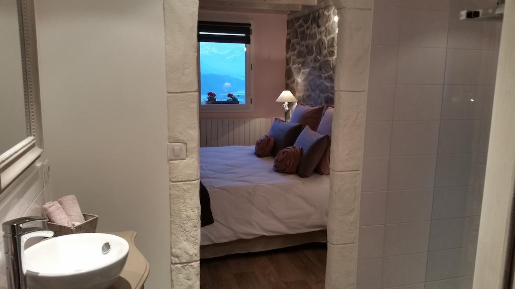 Hotel La Maison Sur Les Nuages Saint-Christophe  Zimmer foto