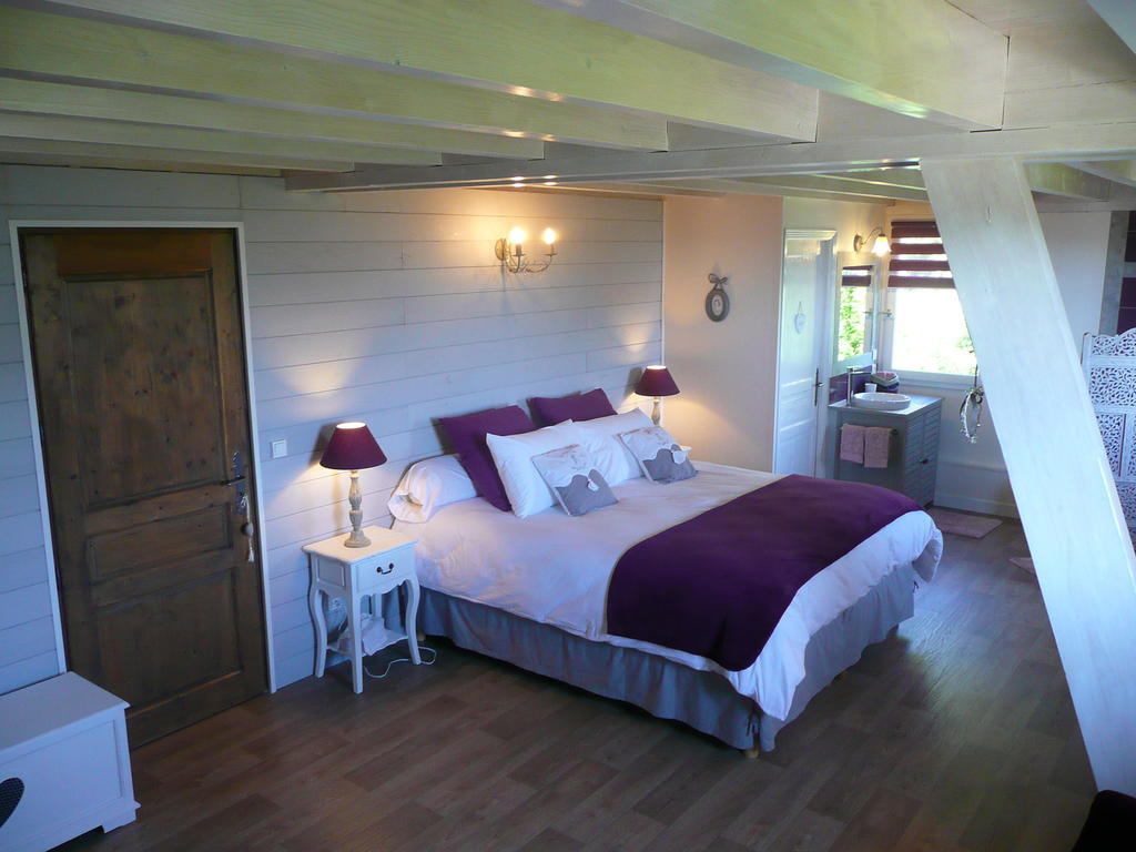 Hotel La Maison Sur Les Nuages Saint-Christophe  Zimmer foto